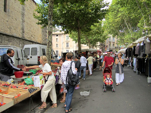 Weekly market, Clermont l'Herault.